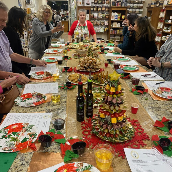 students enjoying a Holiday Appetizers class